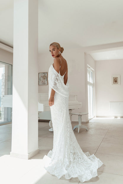 BB018 Wedding Gown