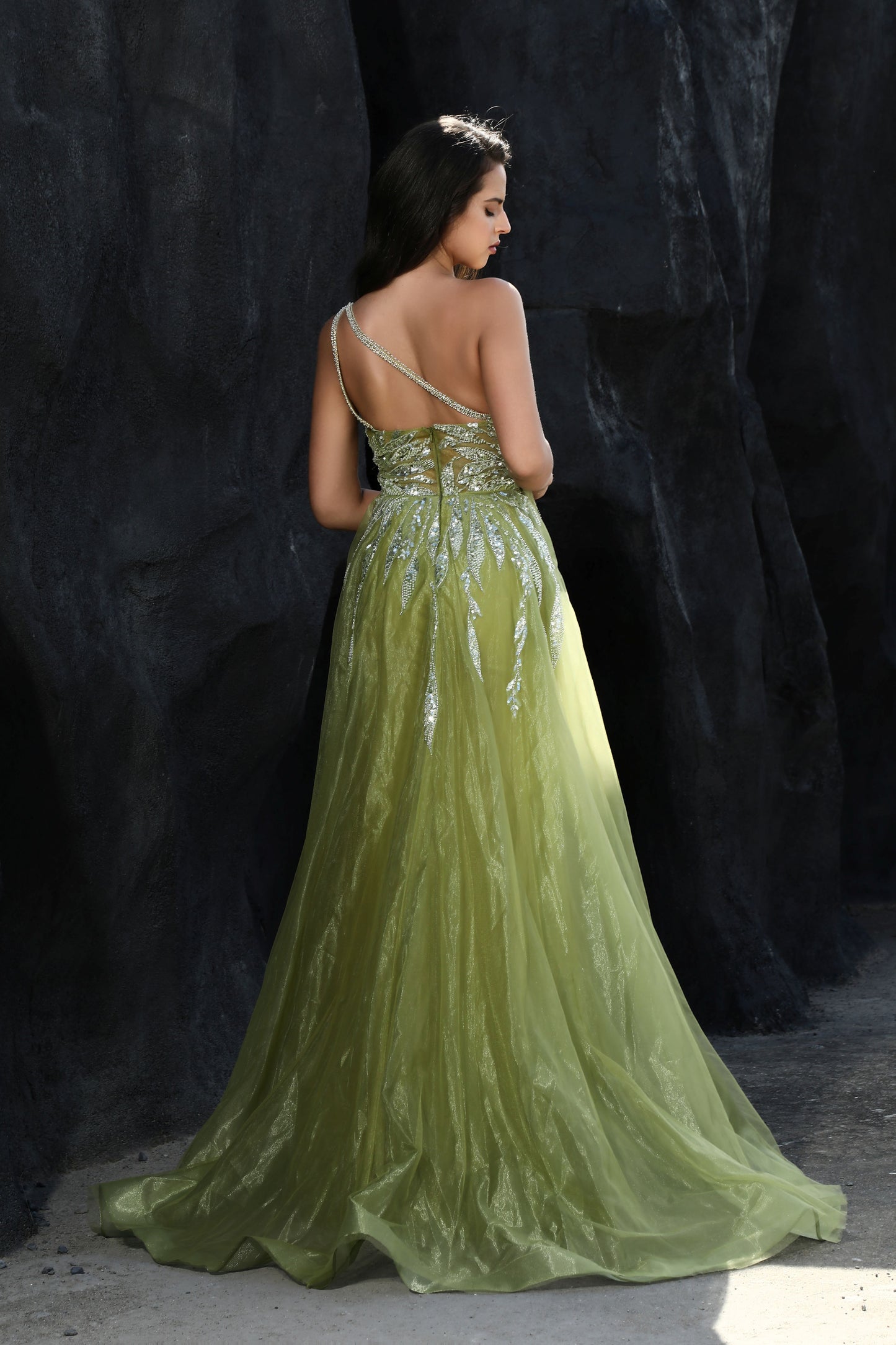 HM111 3D Bow Gown